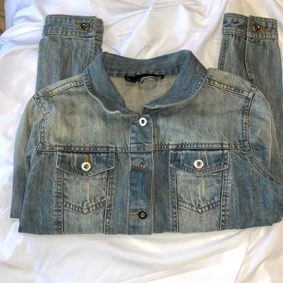 Jackets & Blazers - Jean Jacket